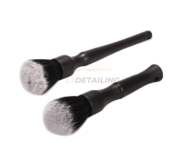 2 Brosses de détail
